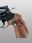 Colt Python/Officers Match smooth with thumb rest
