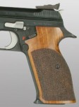 P210 Heavy Frame ohne Riemenöse, ab Waffennummer: 325000, seitlichem Magazinknopf, verlängert (ca. 12mm), punziert